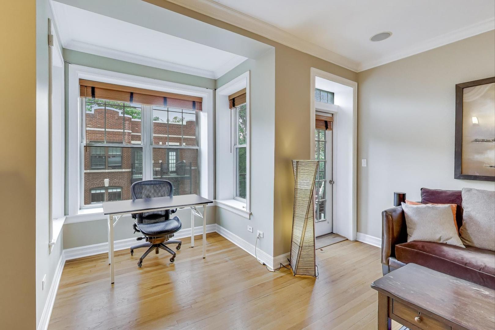 2711 N Mildred Avenue Unit: 3A