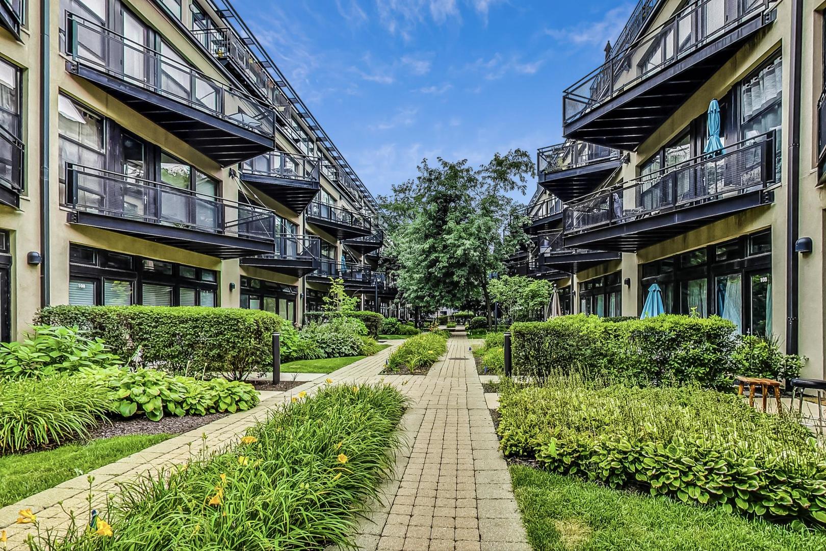 1001 W 15TH Street Unit: 241