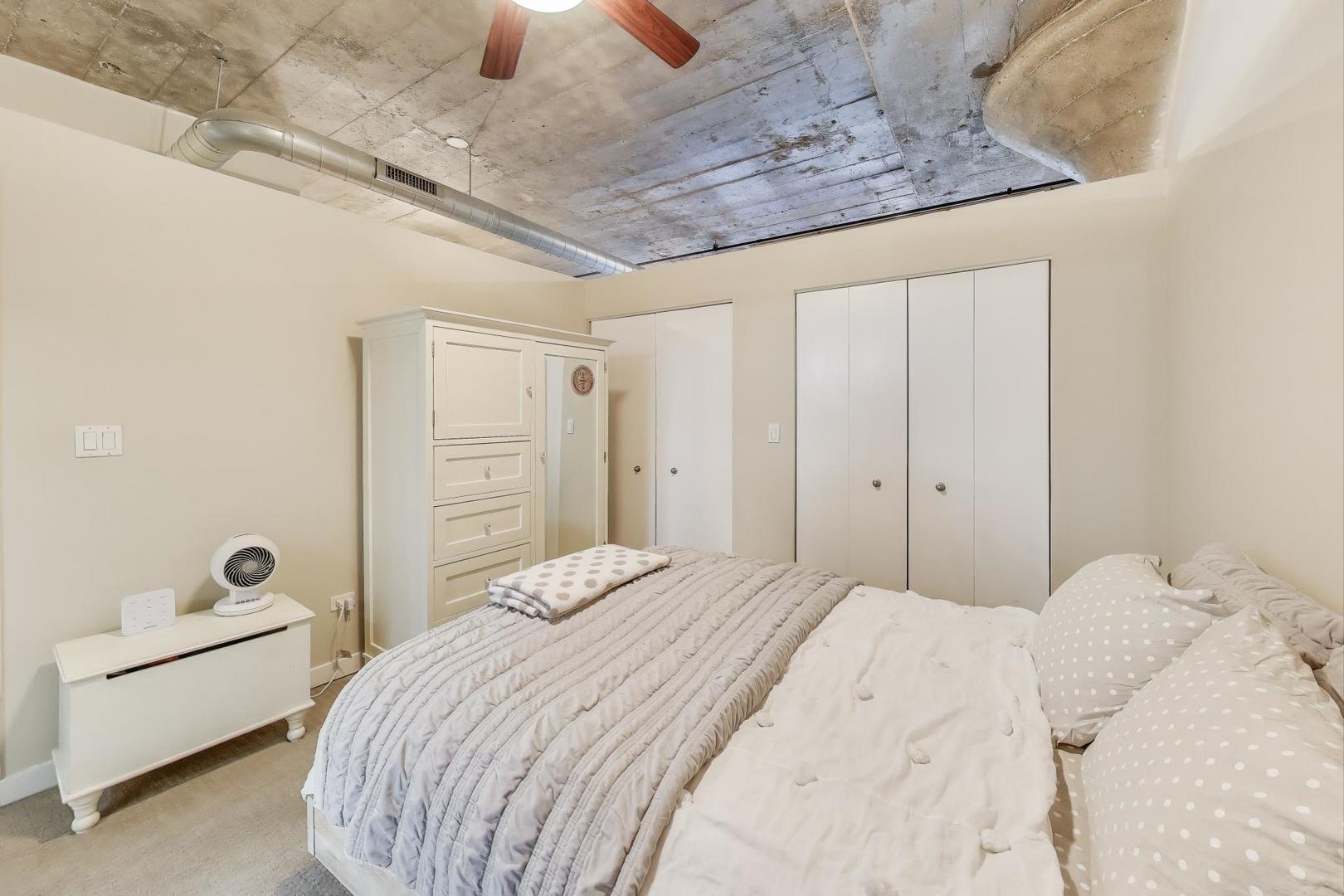 1001 W 15TH Street Unit: 241