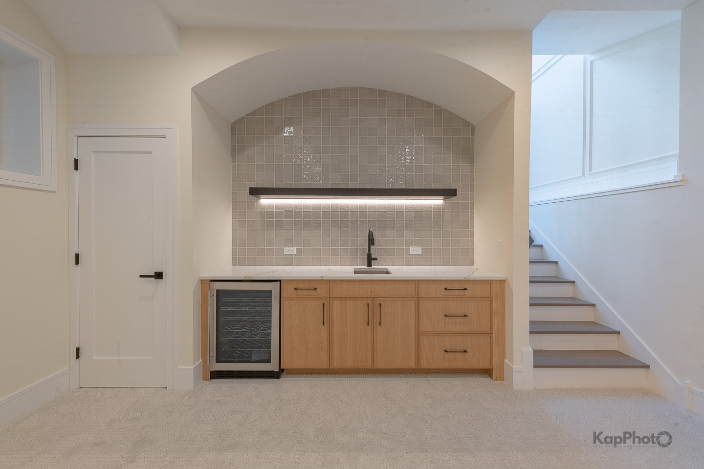 4015 N Albany Avenue