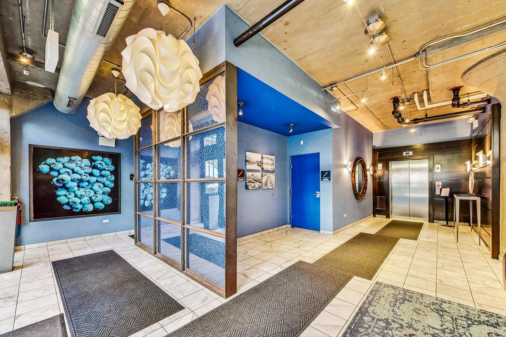 1001 W 15TH Street Unit: 241