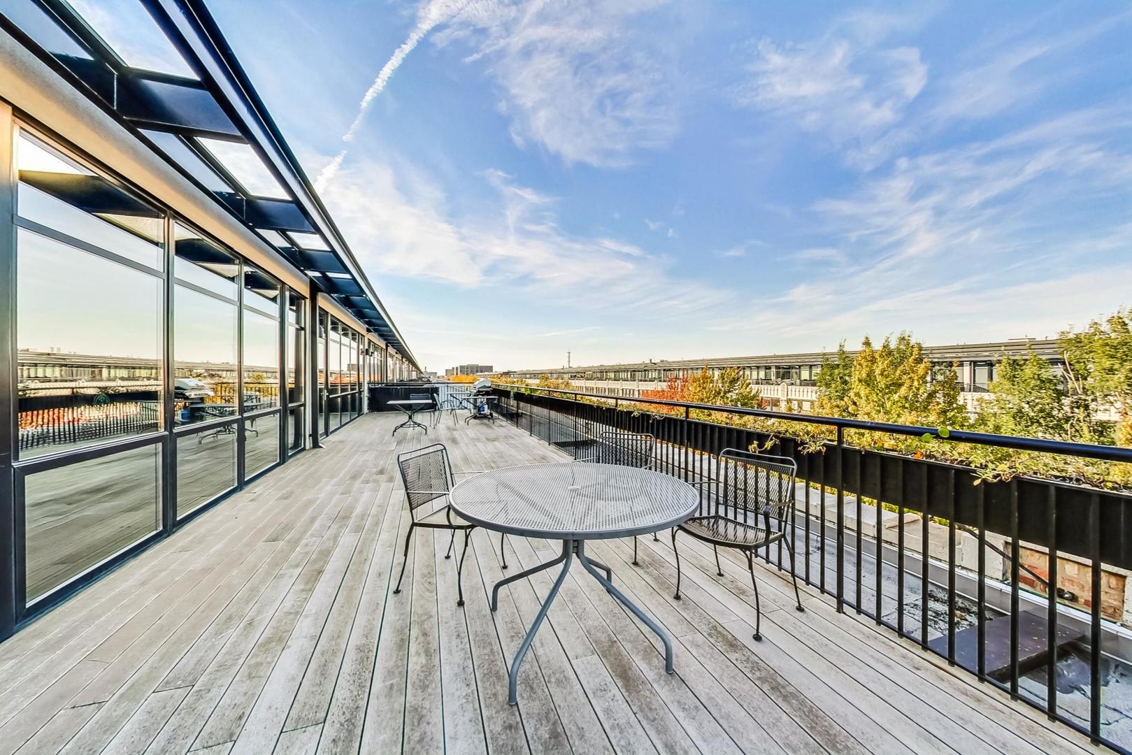 1001 W 15TH Street Unit: 241