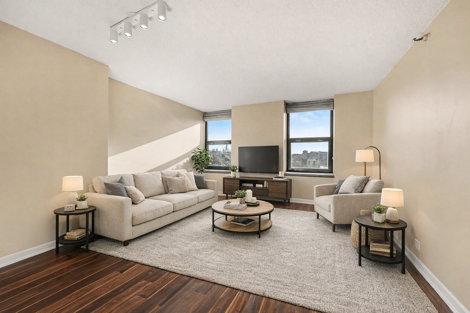 3660 N Lake Shore Drive Unit: 915
