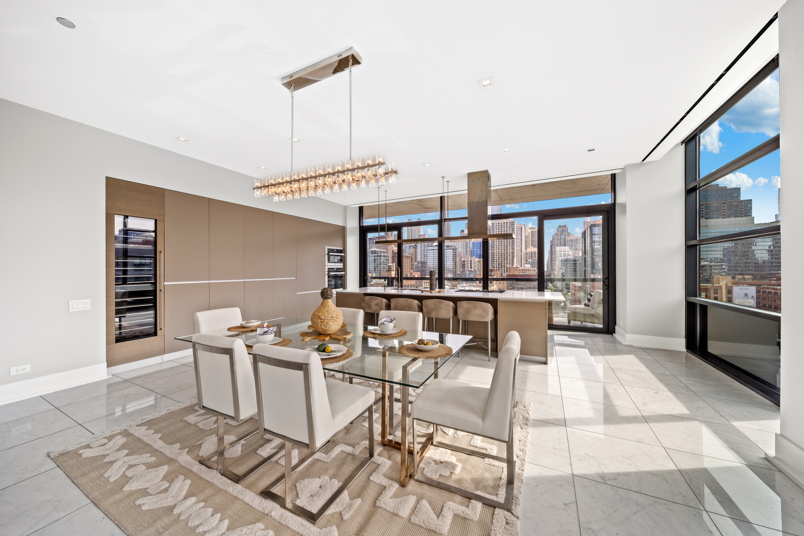 400 W Huron Street Unit: 1001