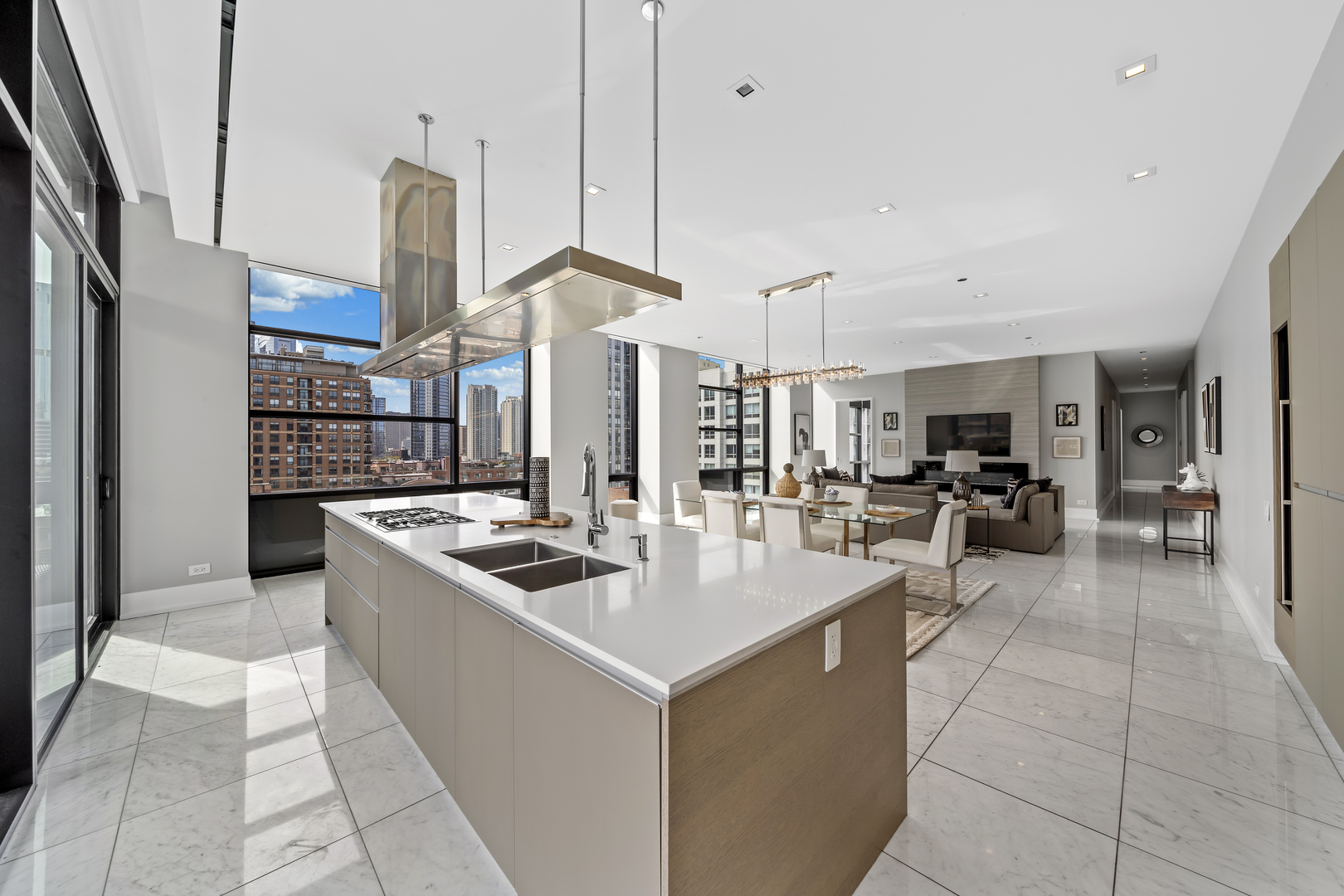 400 W Huron Street Unit: 1001