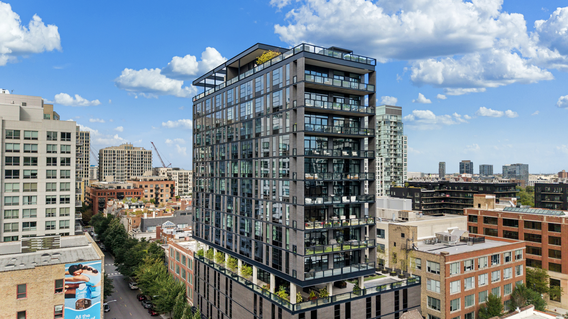 400 W Huron Street Unit: 1001