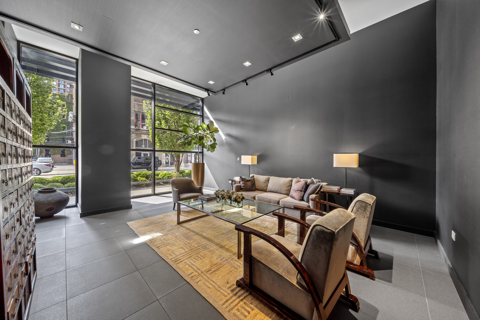 400 W Huron Street Unit: 1001