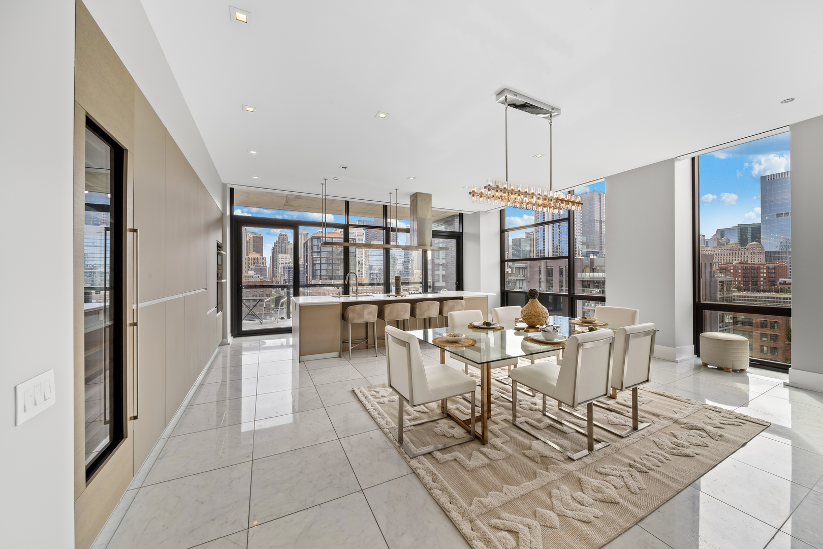 400 W Huron Street Unit: 1001