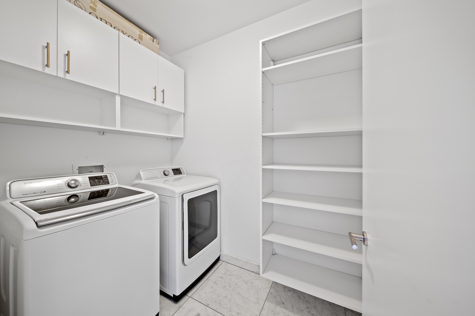 400 W Huron Street Unit: 1001