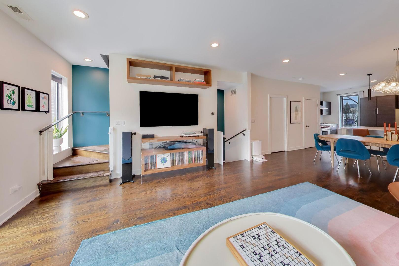 1727 N Winnebago Avenue