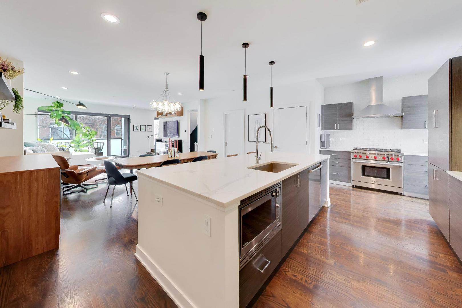 1727 N Winnebago Avenue