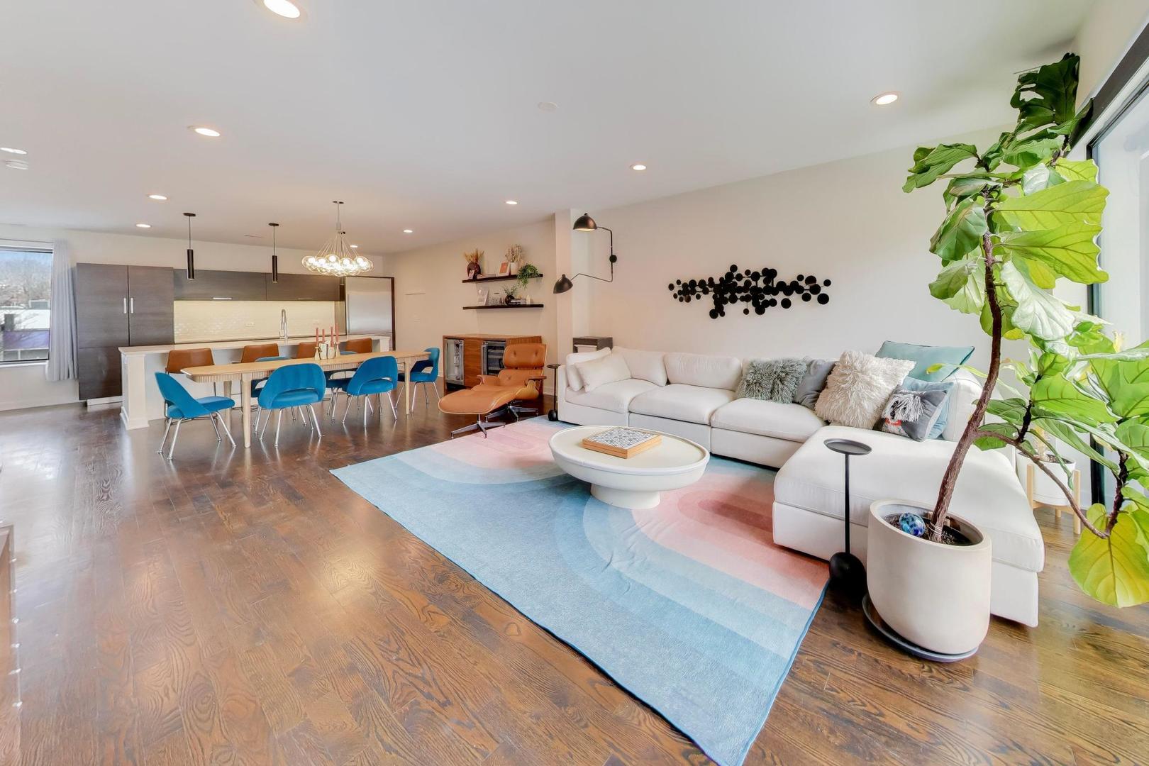 1727 N Winnebago Avenue