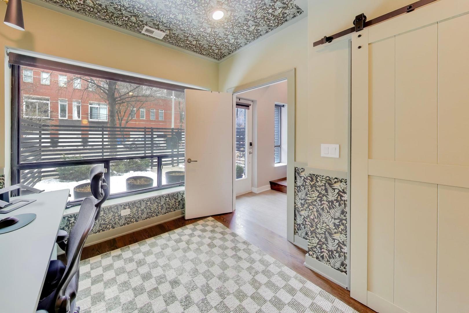 1727 N Winnebago Avenue