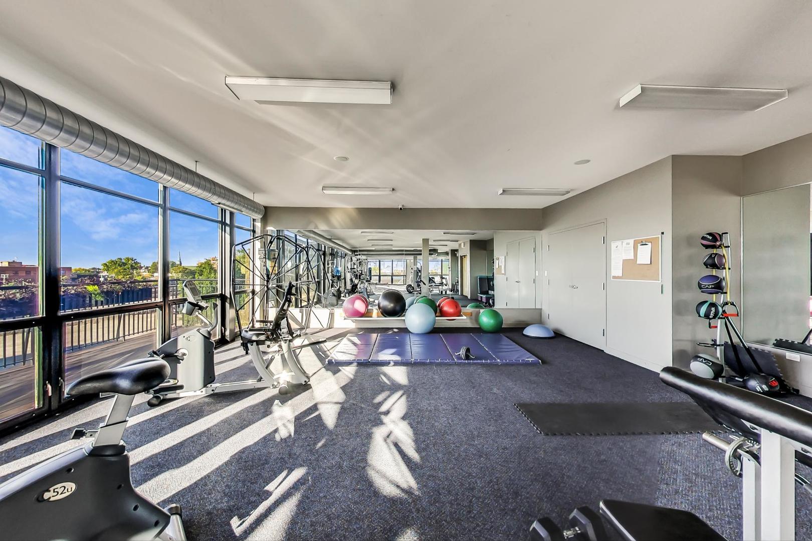 1001 W 15TH Street Unit: 241