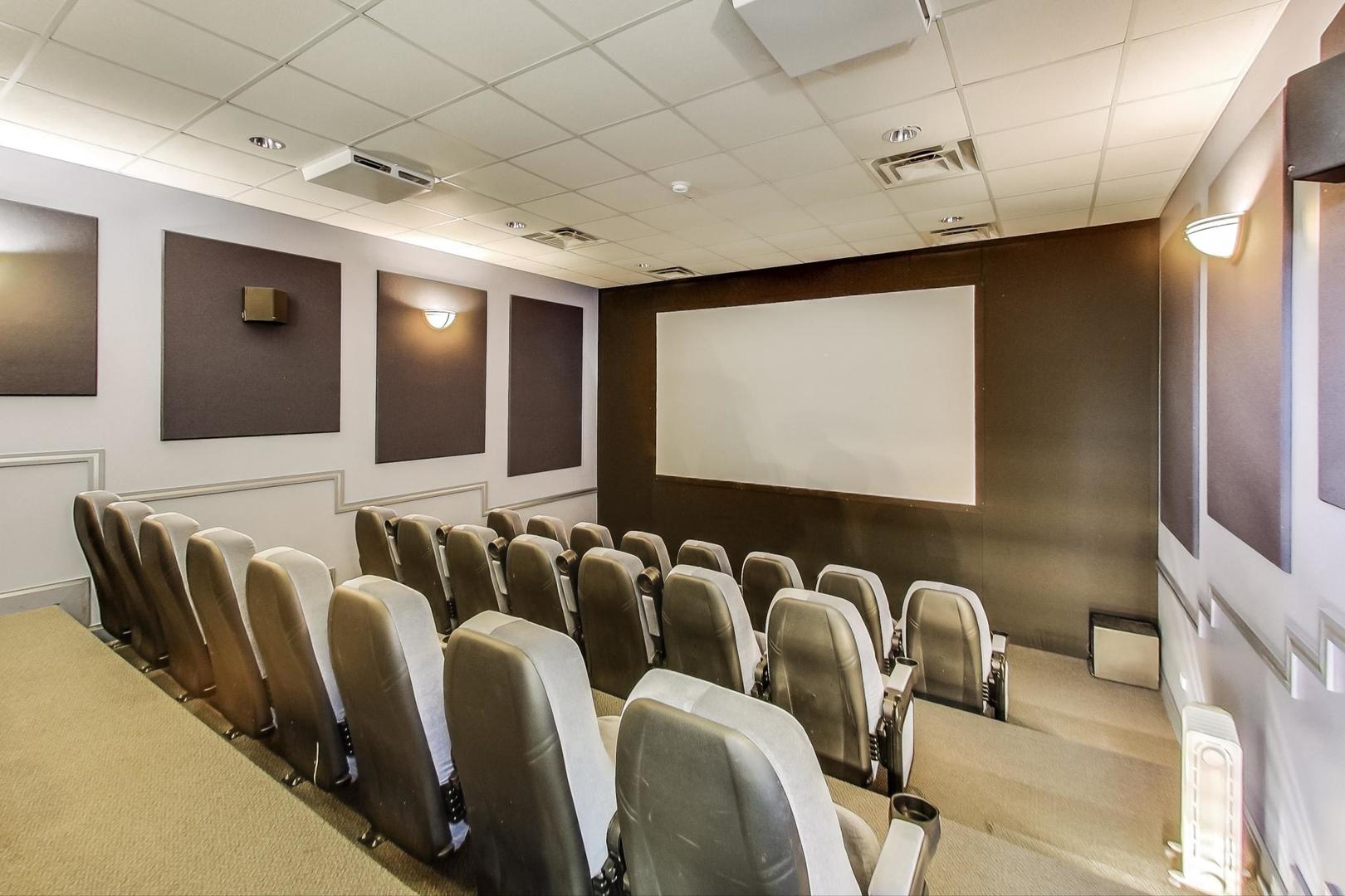 1001 W 15TH Street Unit: 241