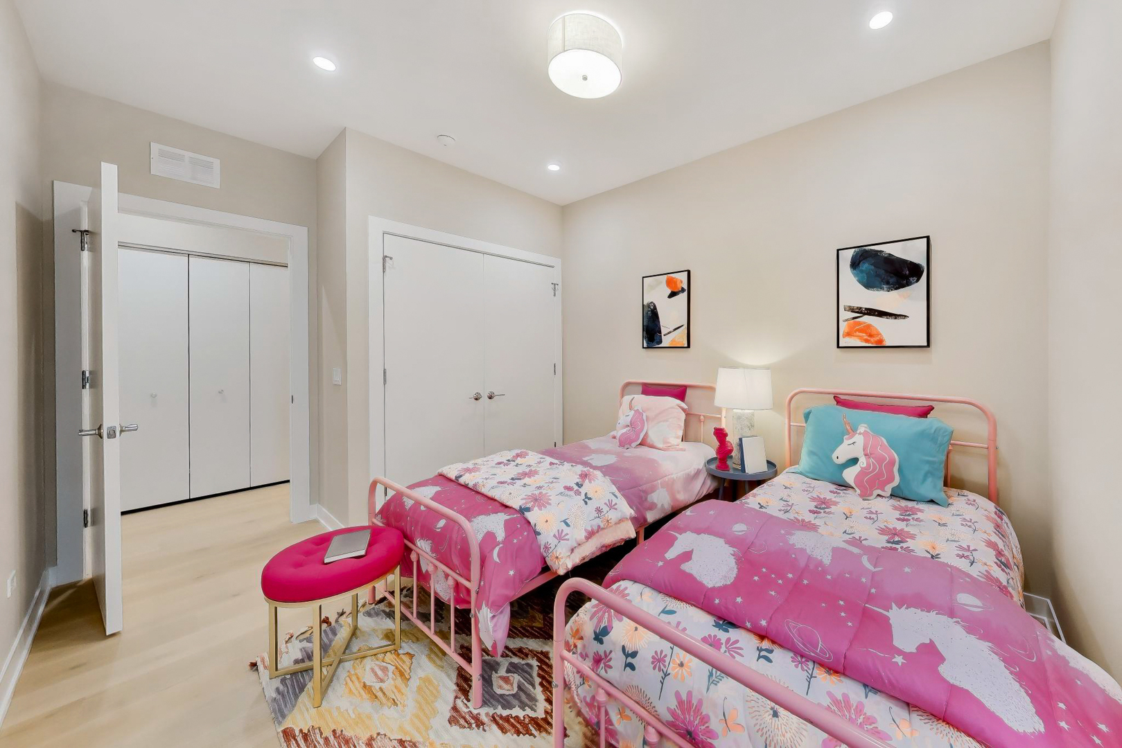 5114 S Kenwood Avenue Unit: 3B