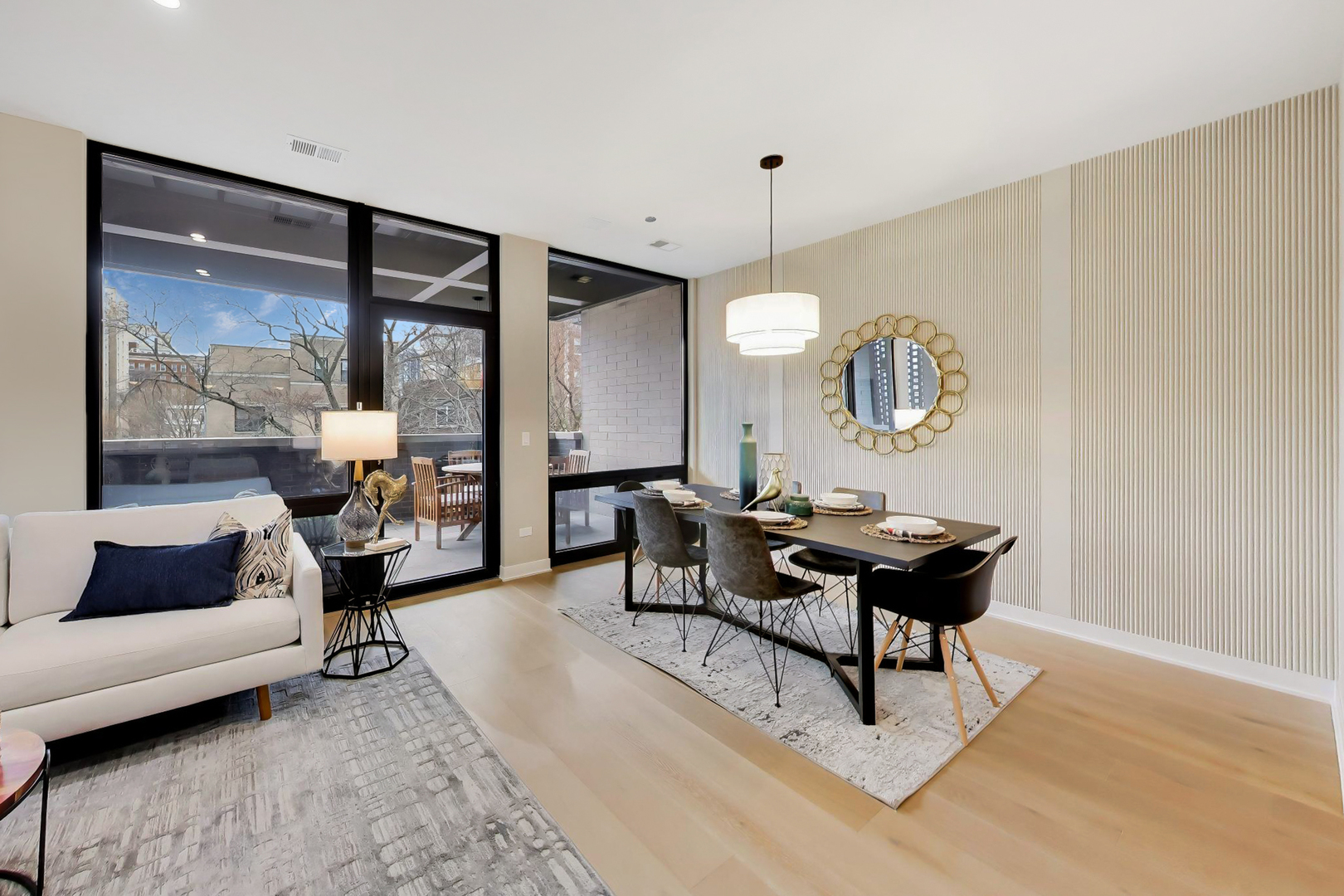 5114 S Kenwood Avenue Unit: 3B