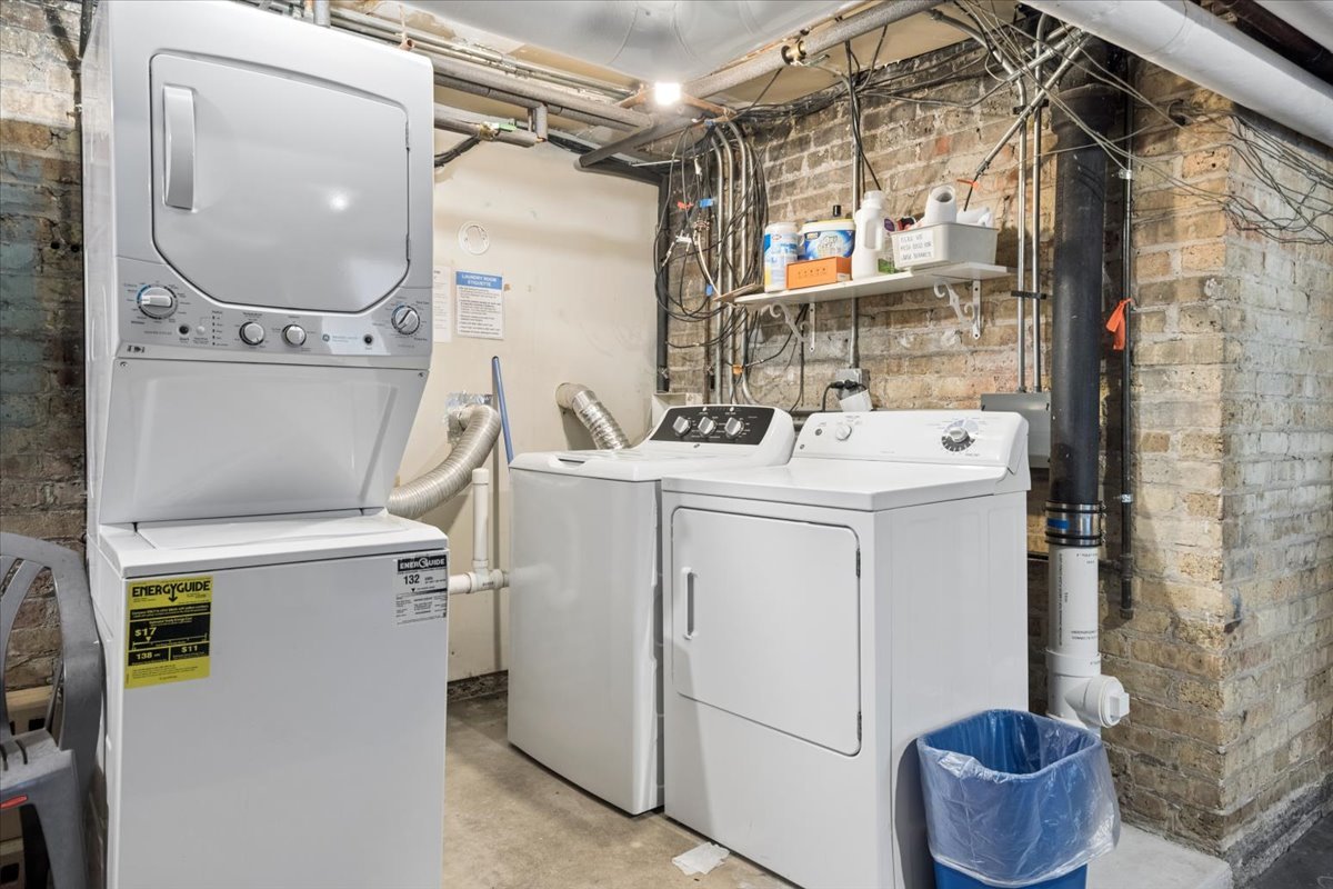 1419 W Catalpa Avenue Unit: 1N