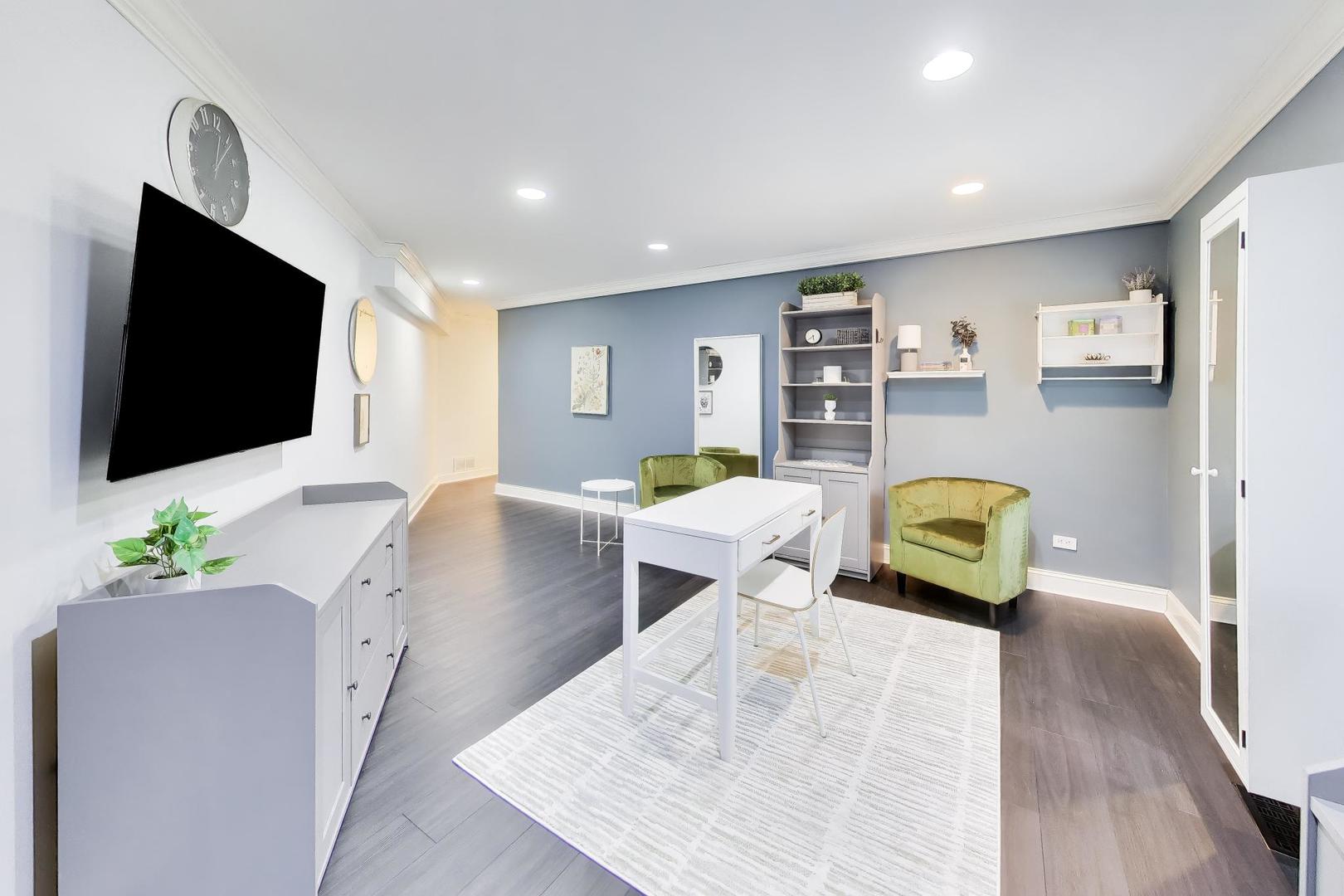 2826 N Talman Avenue Unit: A