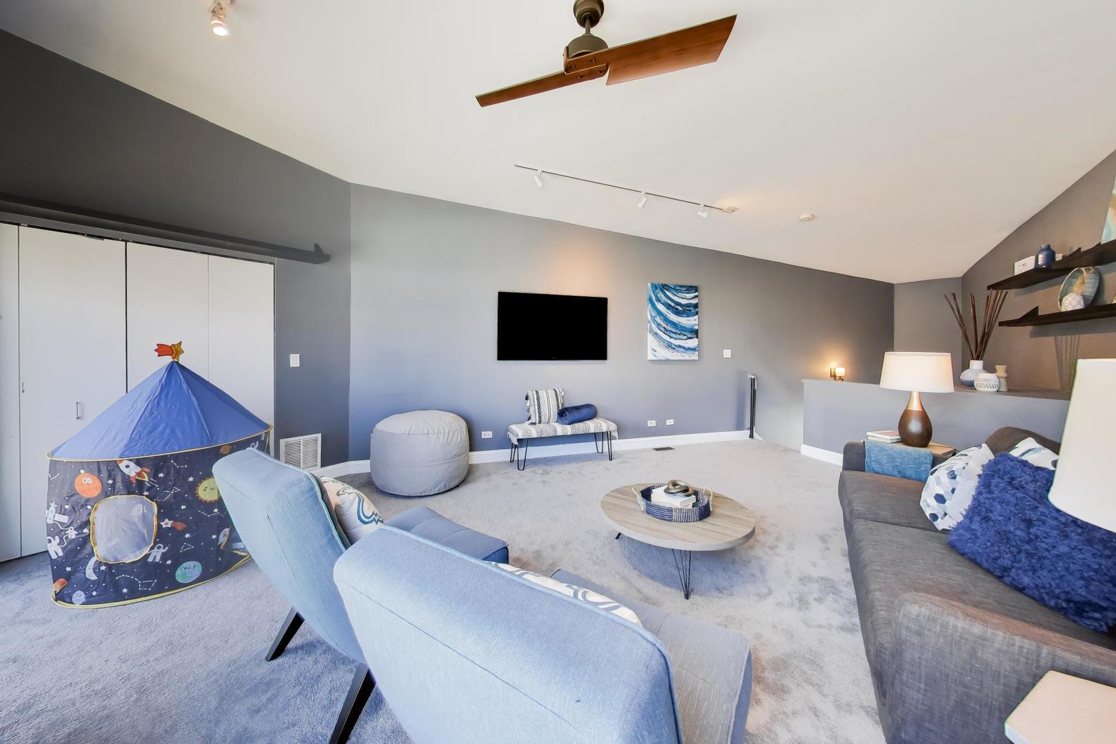 2826 N Talman Avenue Unit: A