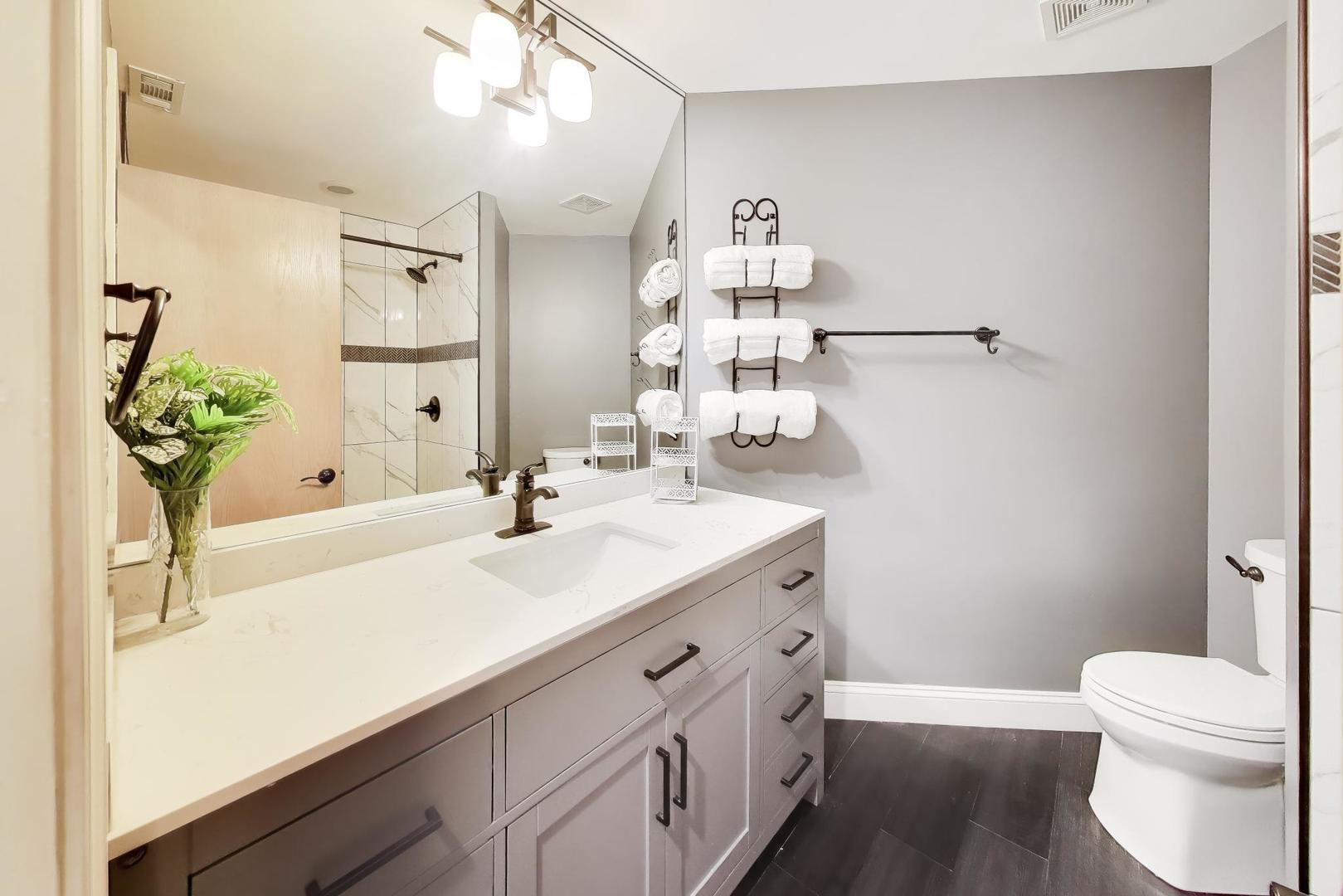 2826 N Talman Avenue Unit: A