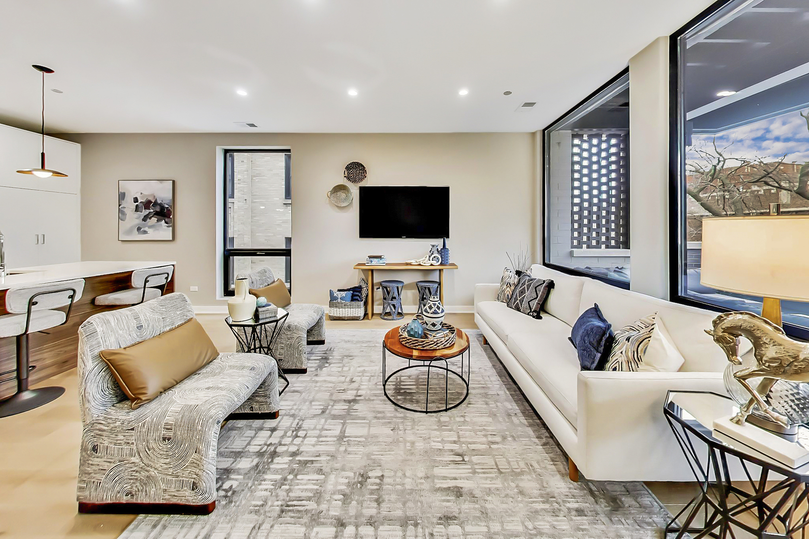 5114 S Kenwood Avenue Unit: 4B