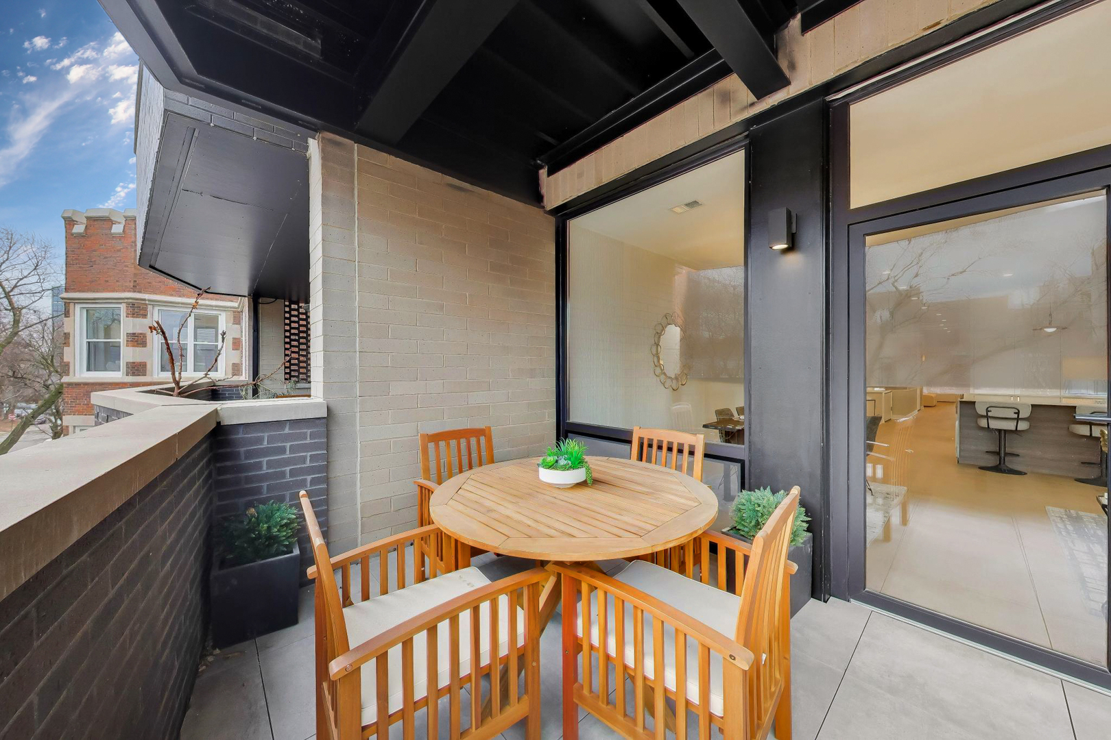 5114 S Kenwood Avenue Unit: 4B