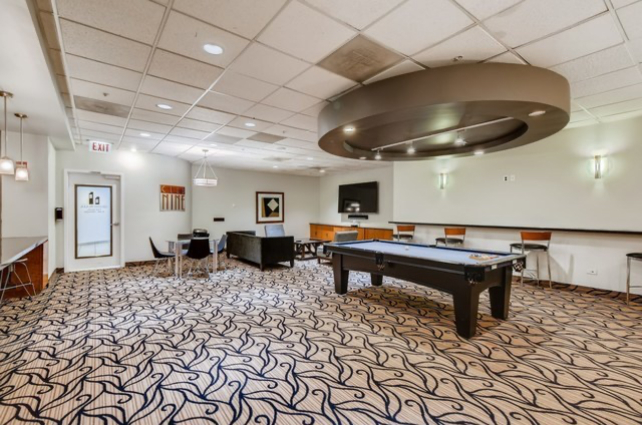 545 N Dearborn Street Unit: 2303