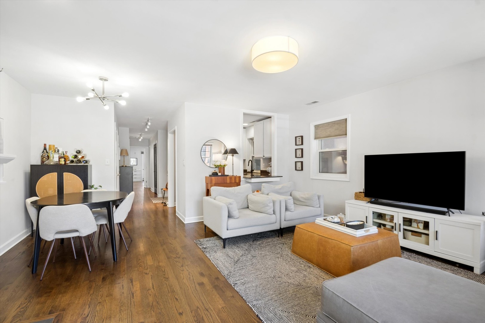 2648 N Seminary Avenue Unit: 2