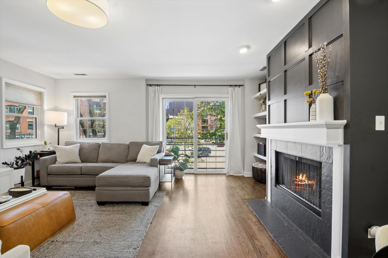 2648 N Seminary Avenue Unit: 2