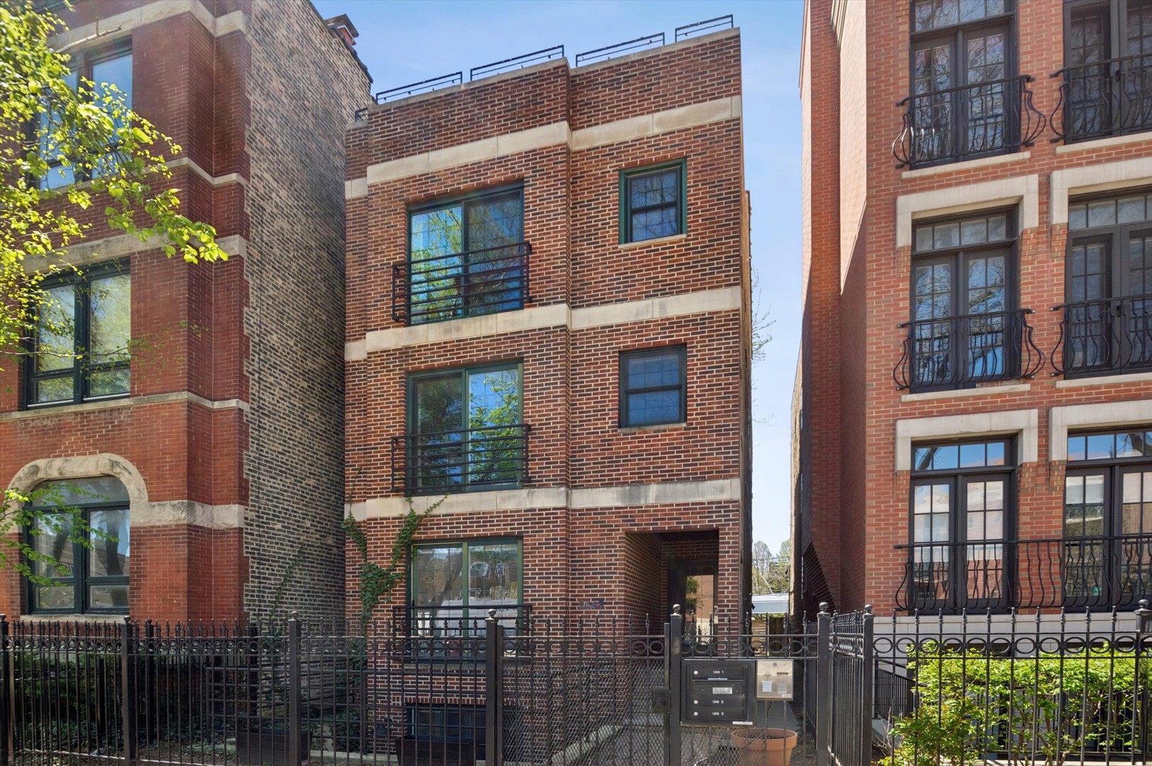 2648 N Seminary Avenue Unit: 2