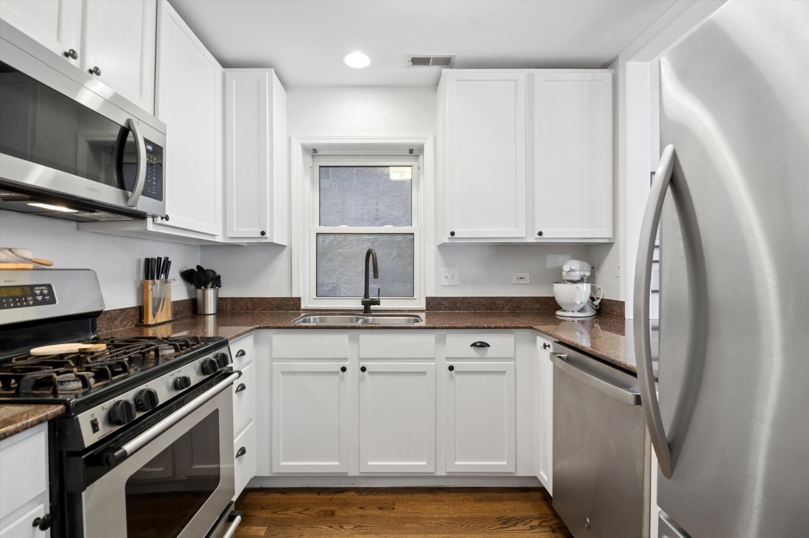 2648 N Seminary Avenue Unit: 2