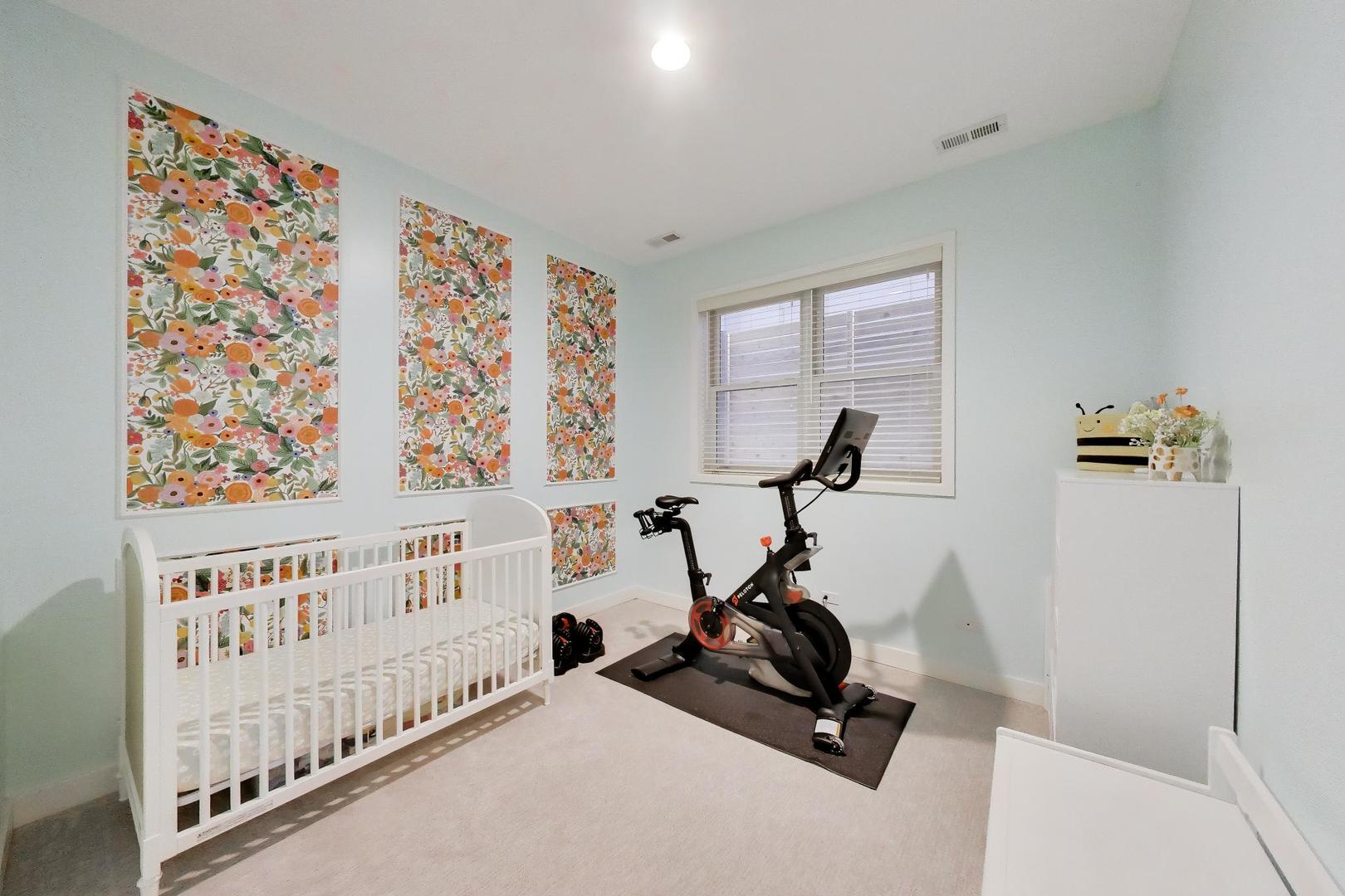 1725 W Le Moyne Street Unit: 1