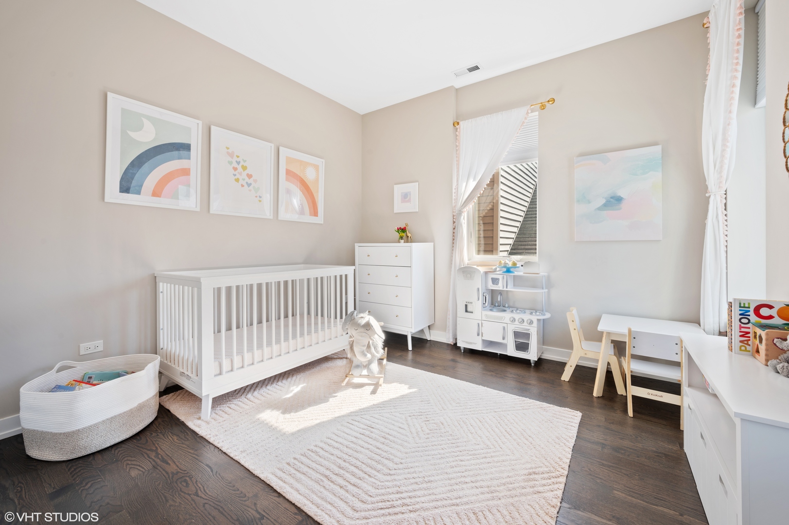 1841 N California Avenue Unit: 2B