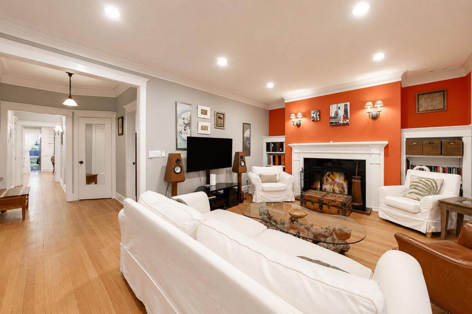 4428 N Malden Street Unit: 3N