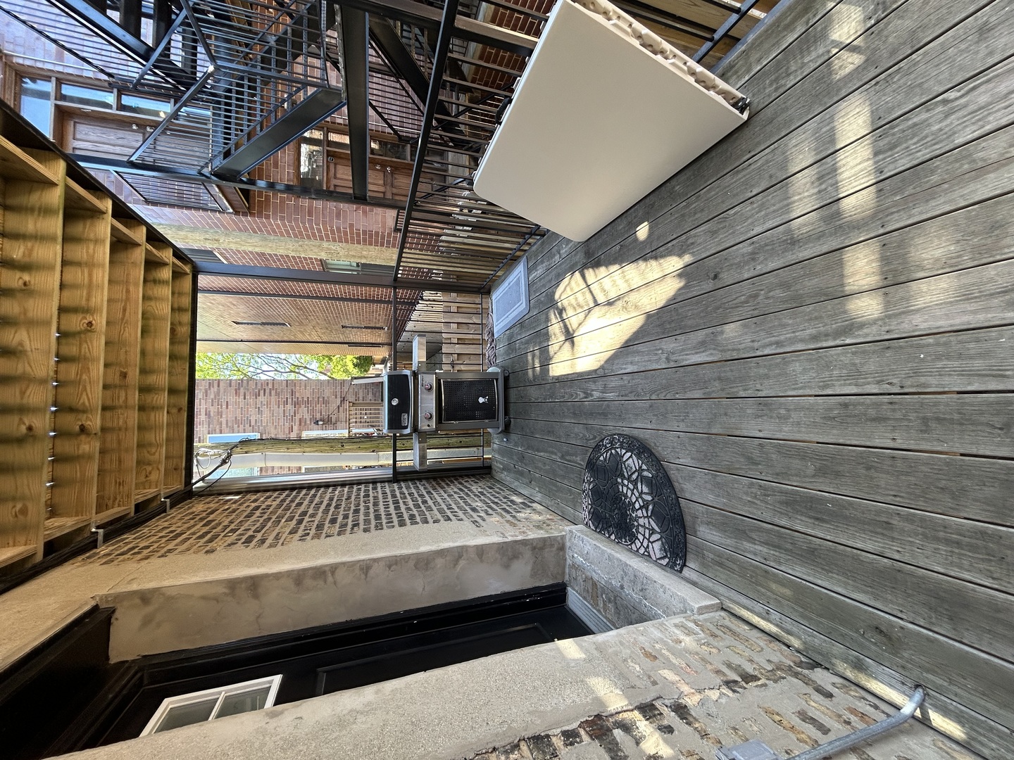 3142 N Racine Avenue Unit: 5