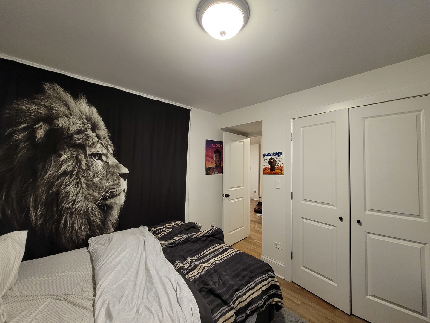 3142 N Racine Avenue Unit: 5