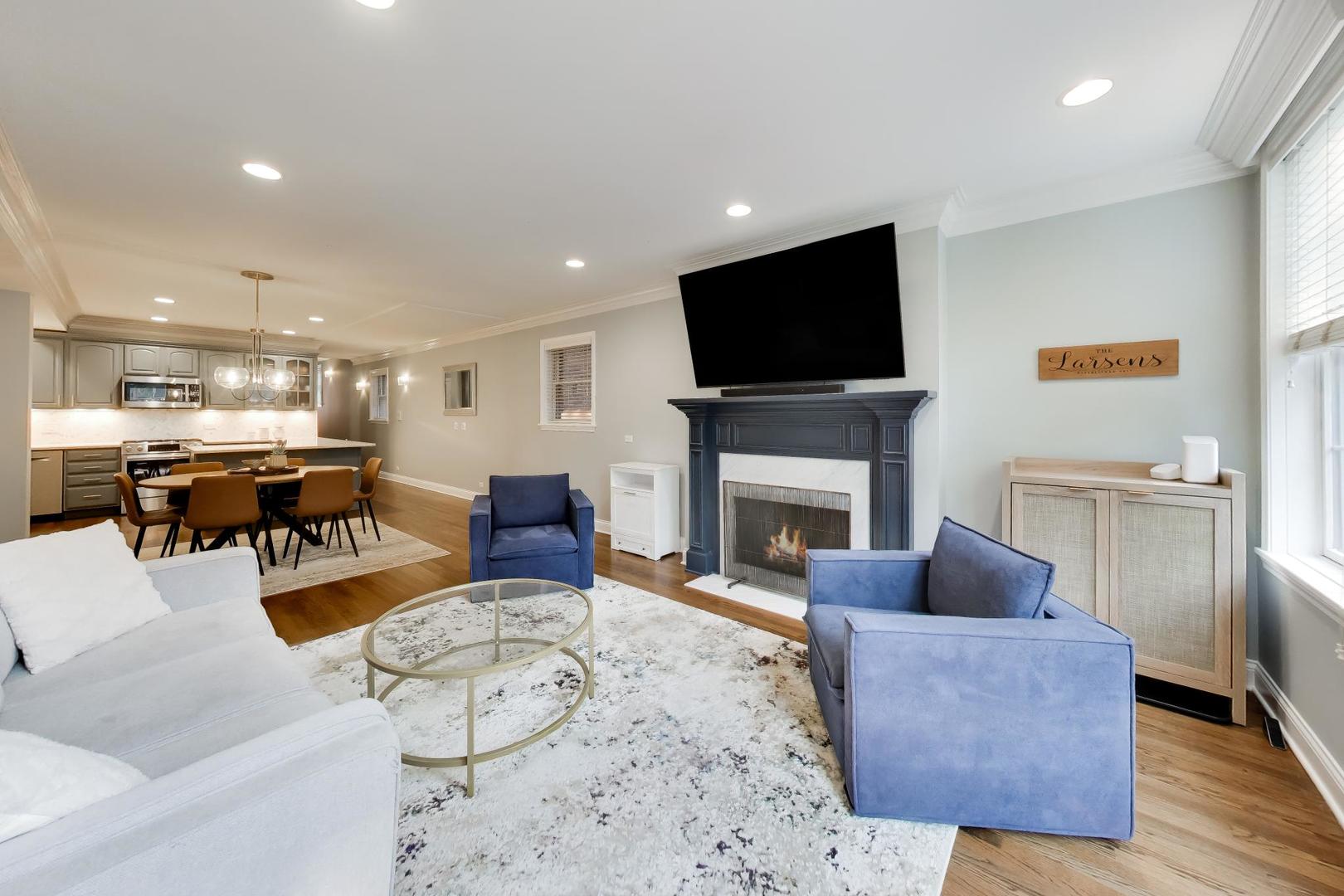 3507 N Reta Avenue Unit: 1