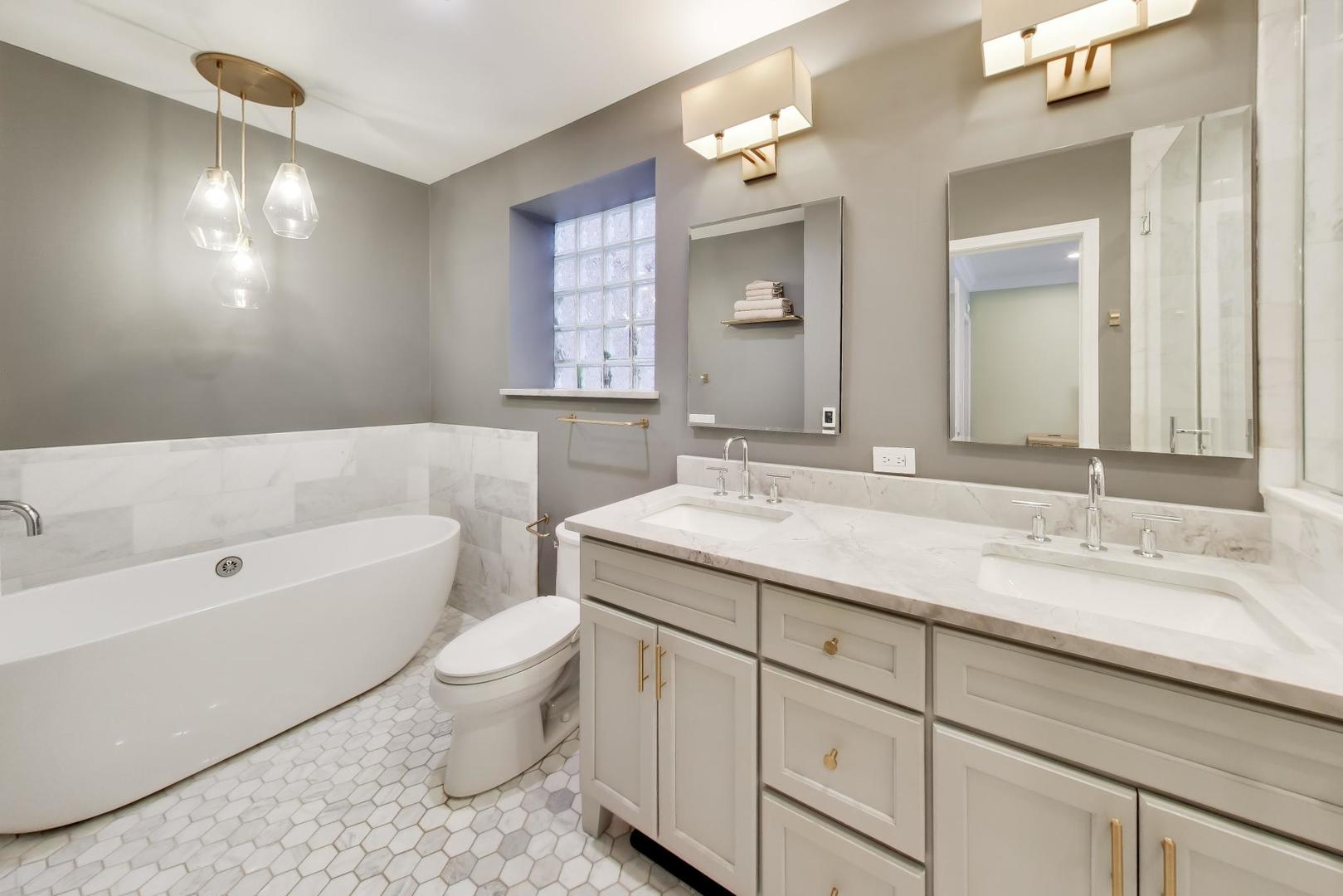 3507 N Reta Avenue Unit: 1