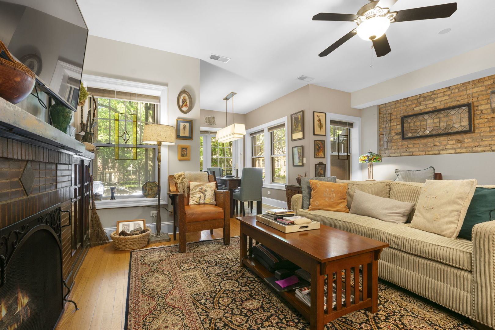 4731 N Malden Street Unit: 1S