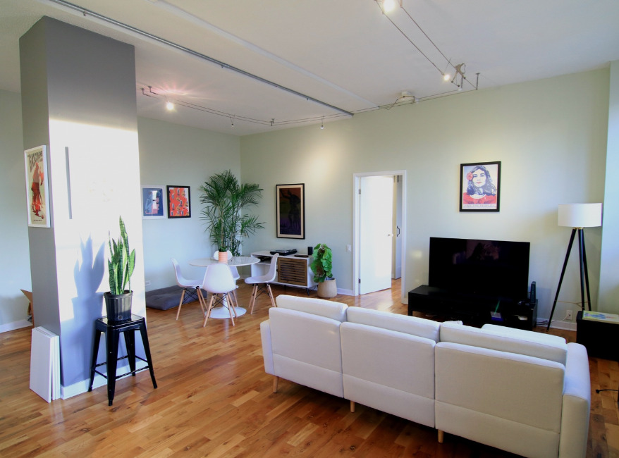 600 S Dearborn Street Unit: 1305