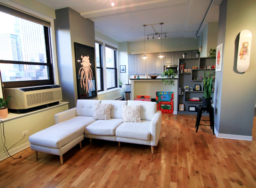 600 S Dearborn Street Unit: 1305