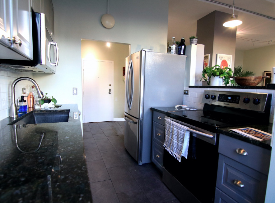 600 S Dearborn Street Unit: 1305