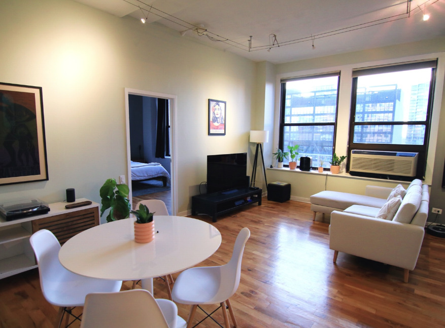 600 S Dearborn Street Unit: 1305