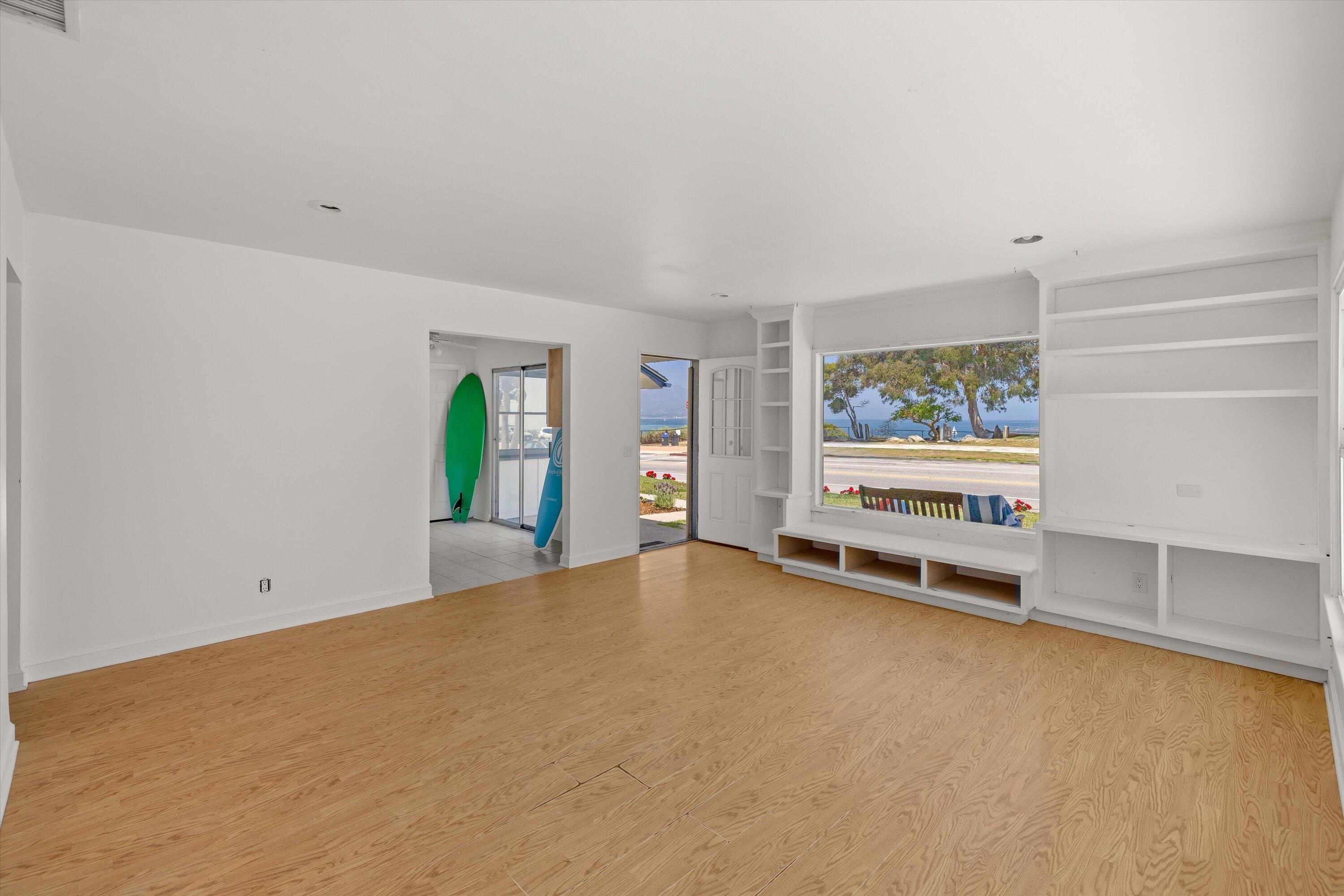 1204 Shoreline Drive