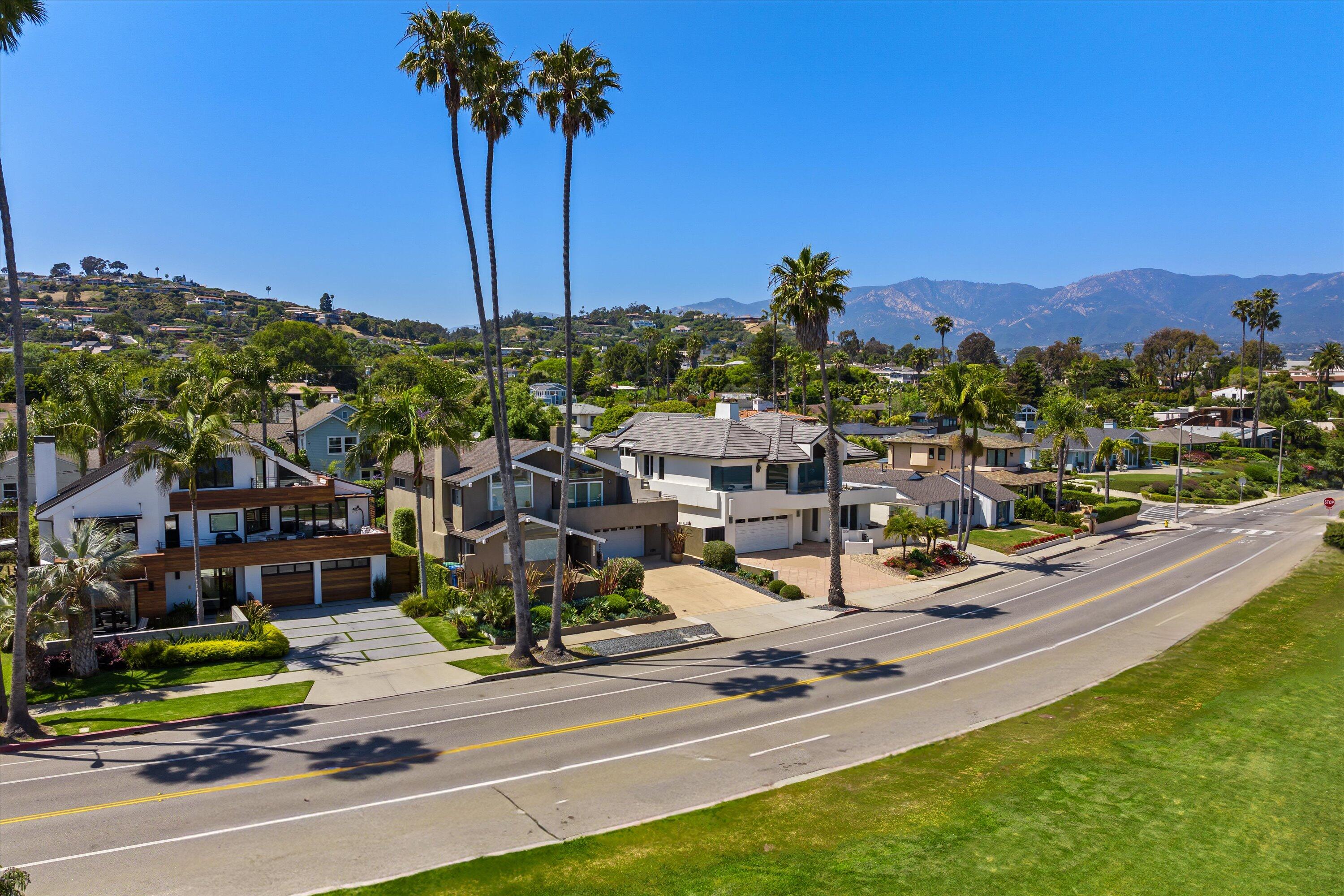 1204 Shoreline Drive