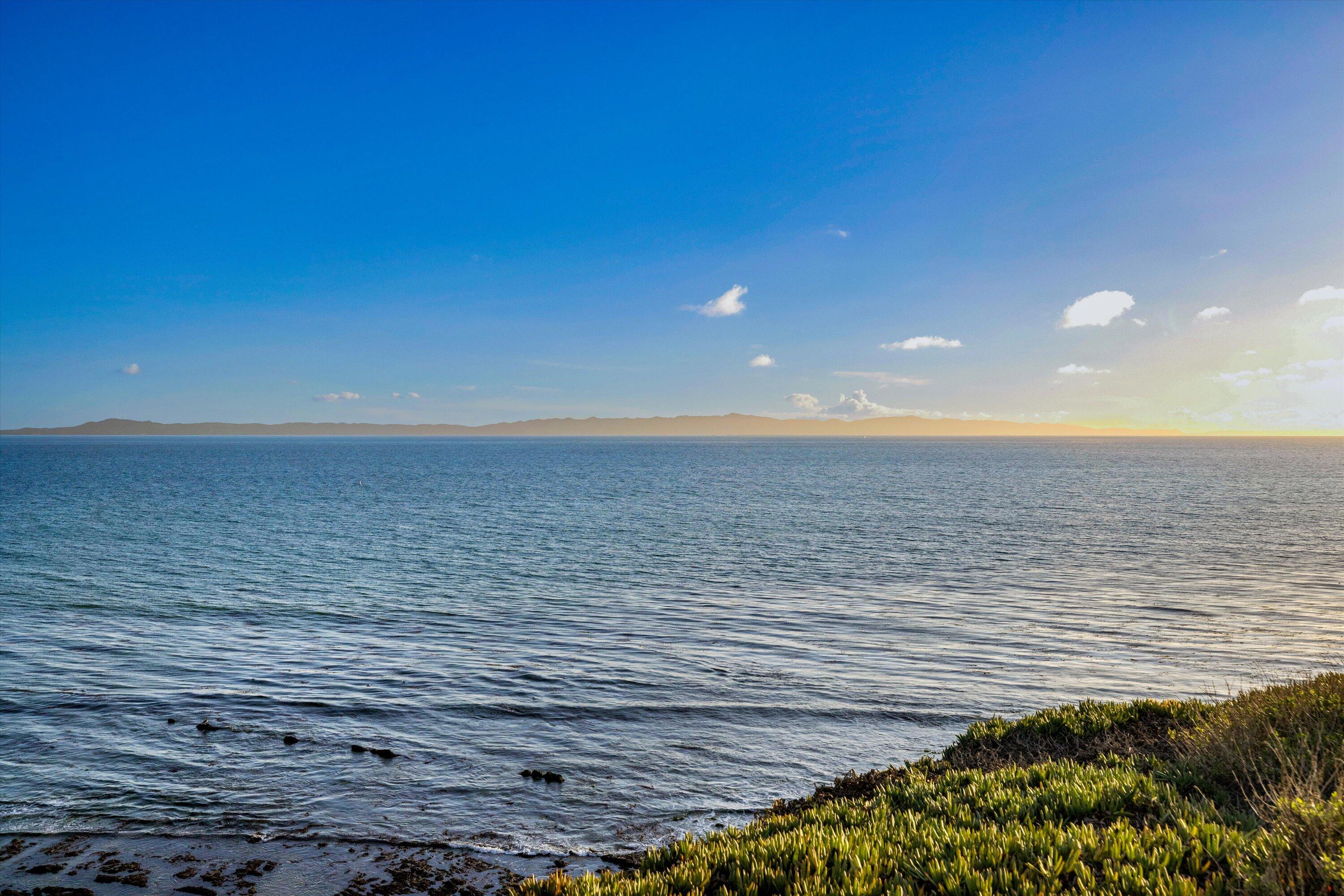 1204 Shoreline Drive