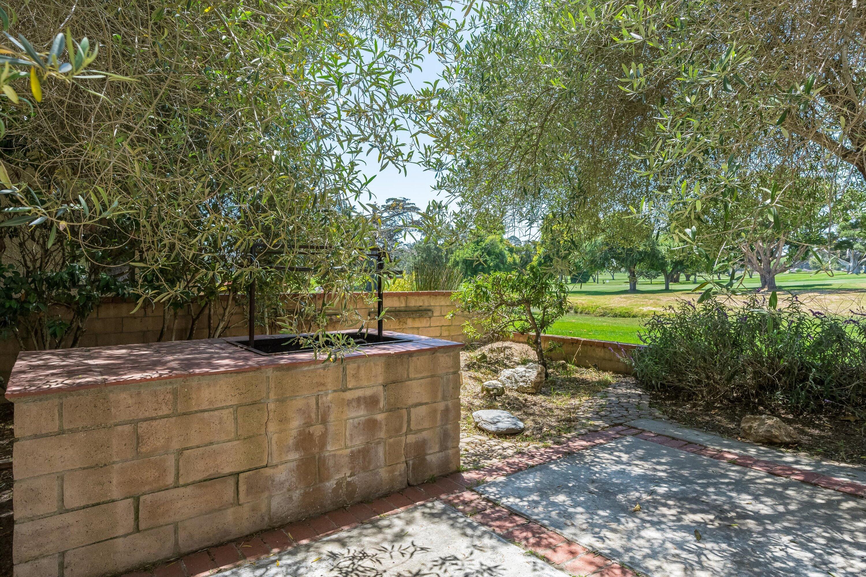 2713 Lorencita Drive