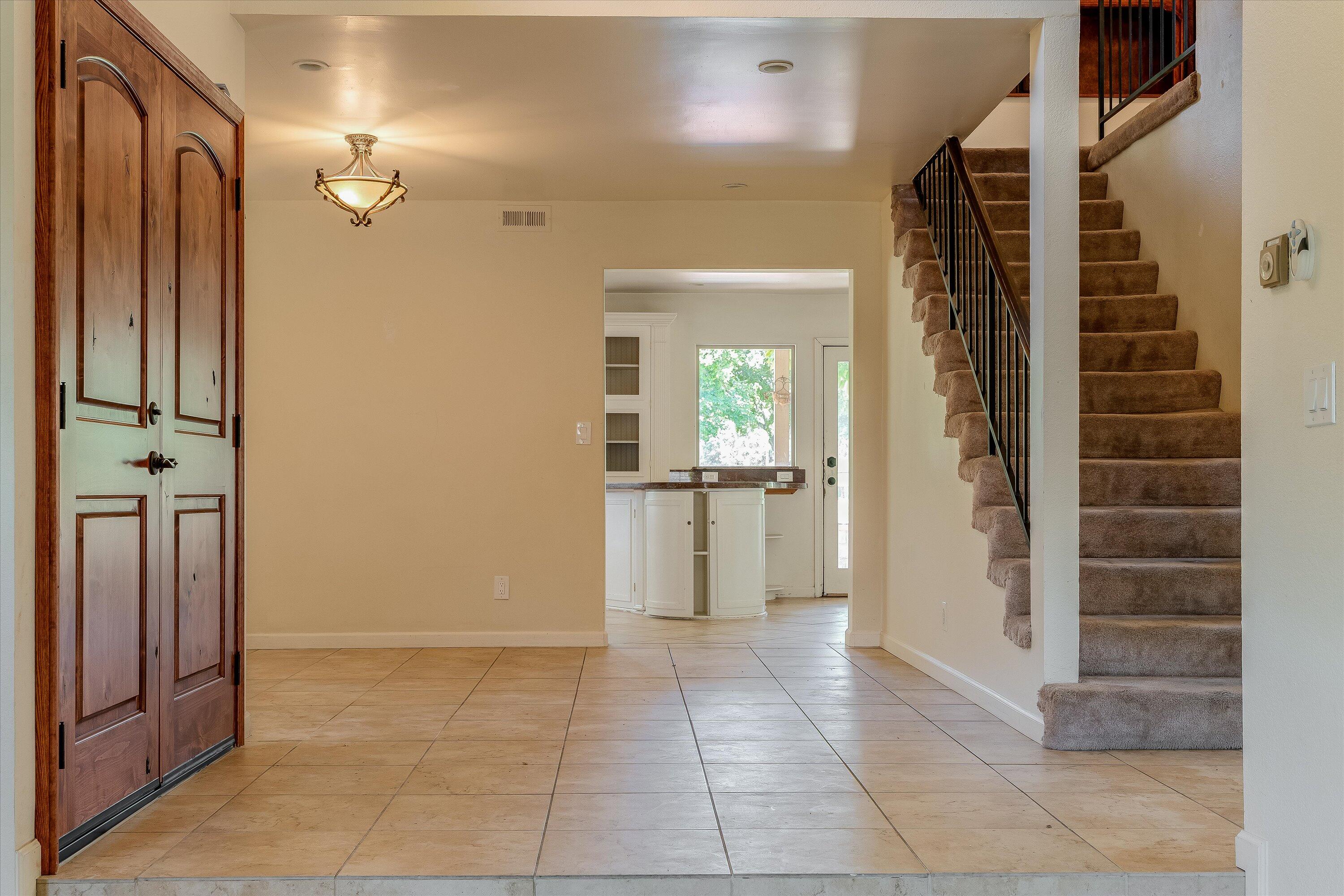 2713 Lorencita Drive
