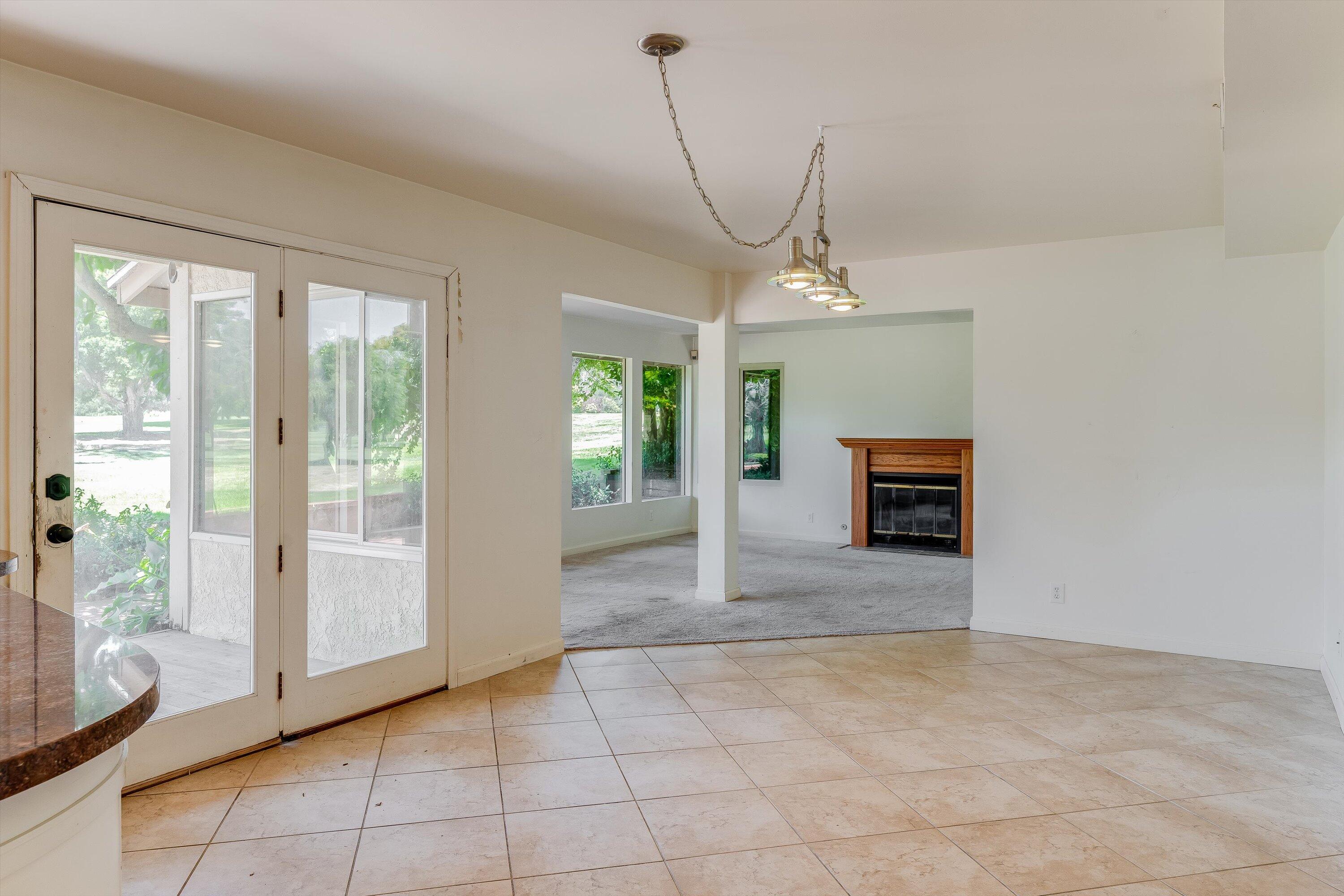 2713 Lorencita Drive